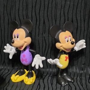 Disney Minnie Mouse Figures Lot of 2 Mattel 2011 PVC Toy Figurines Yellow Boots